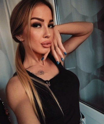 Со мной ты сможешь расслабиться и получить удовольствие, которого так долго жаждал. Я опытная и знаю, как доставить тебе истинное удовольствие 💋
Мои услуги гарантируют тебе незабываемые моменты наслаждения. Я специализируюсь на различных эротических массажах, интимных услугах и ролевых играх. Ты можешь быть уверен, что в моих нежных руках ты получишь самое удовлетворение и расслабление.
У меня есть множество довольных клиентов, которые всегда остаются довольными моими услугами. Мои отзывы говорят сами за себя 🌟
Я живу в Москве и готова принять тебя в своей уютной атмосфере, где каждая встреча будет полна нежности и страсти. Мои фото реальны и ты можешь видеть, насколько я сексуальна и очаровательна.
Доверься мне и открой для себя новые грани удовольствия. Со мной ты ощутишь всю магию и сладость настоящей страсти. Жду тебя в Москве! 🌹 Катюша